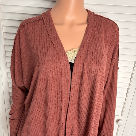 2/$25 MAURICES Open Front Knit Cardigan Size 0X - Picture 2 of 8